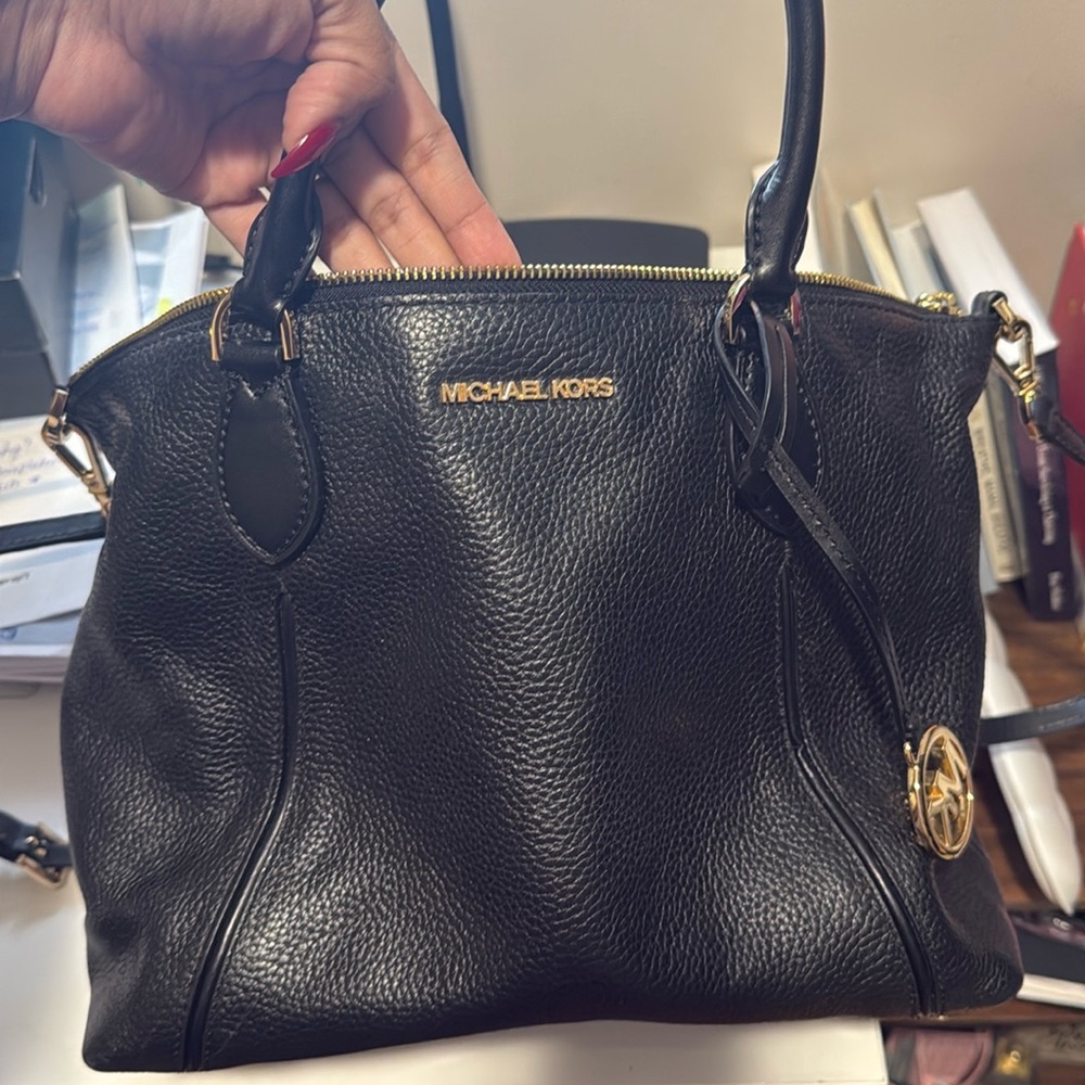 MK Black Lennox Large Pebble Satchel